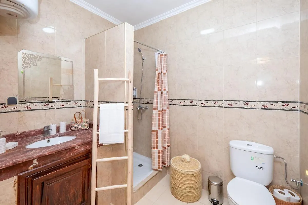 Chez Chahrazard Appartement A Gueliz Carre Eden Marrakech Марракеш Марокко
